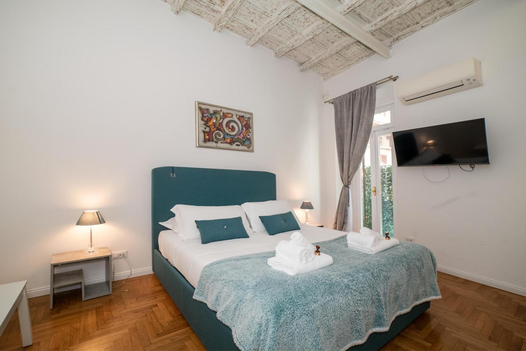 Campo De Fiori Apartment *