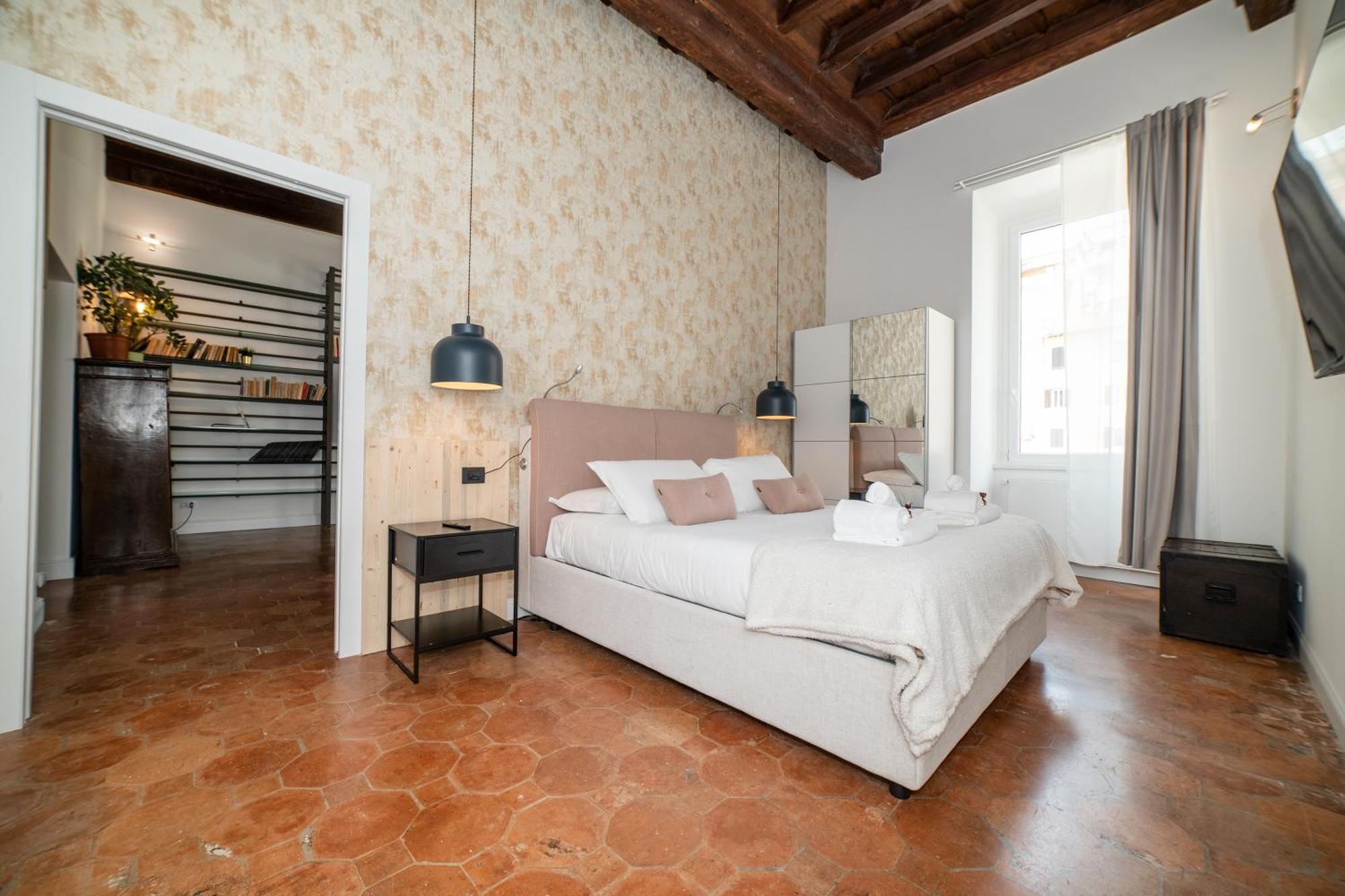 Campo De Fiori Apartment *
