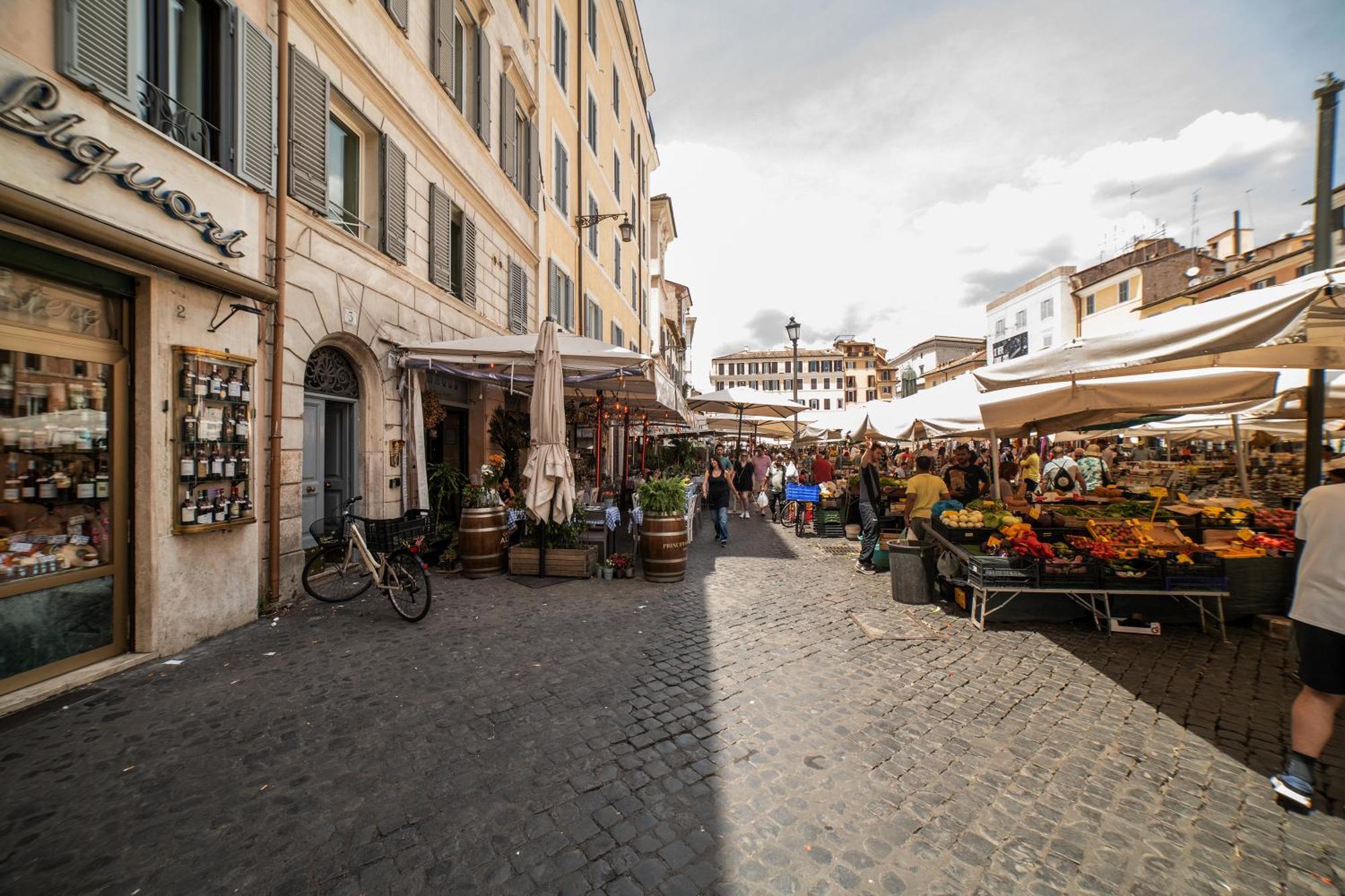 Apartment Campo De Fiori Rome