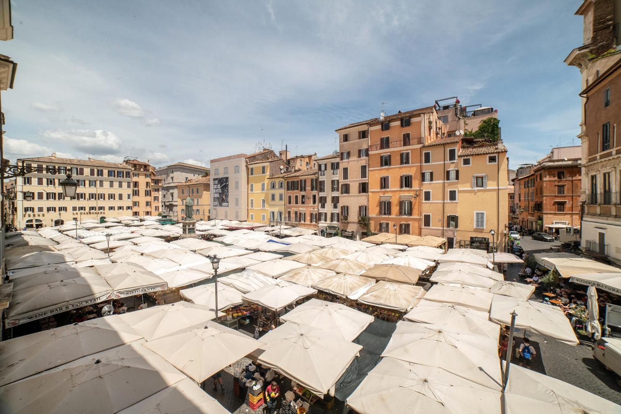 Apartment Campo De Fiori