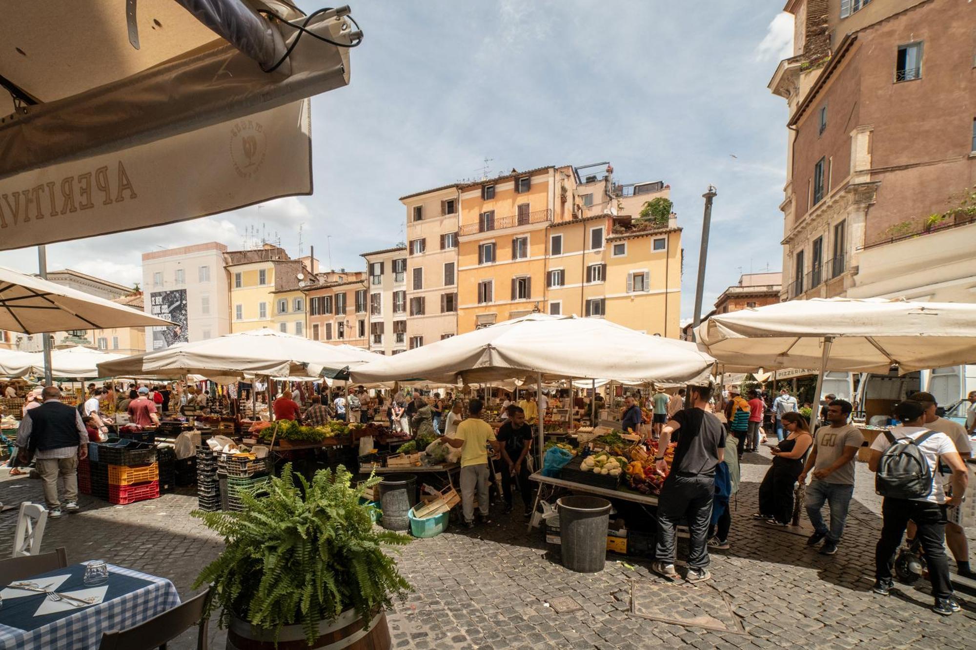 Campo De Fiori Apartment *